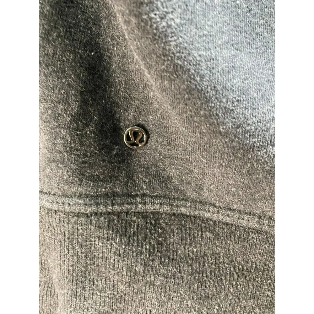 Lululemon‎ Women's Button Up Jacket Size 6